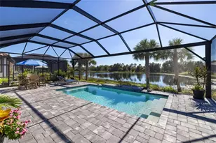 11524 Trailwood Dr, Venice, FL 34293 - Photo 2
