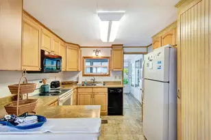 10315 Cortez Road W, Bradenton, FL 34210 - Photo 8