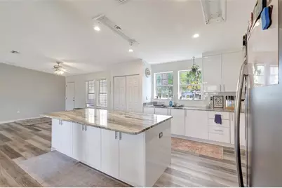 2425 21st Street #B, Sarasota, FL 34234 - Photo 14