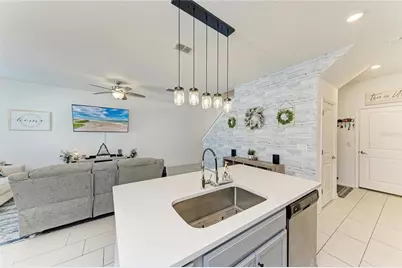 11637 Woodleaf Drive, Lakewood Ranch, FL 34211 - Photo 16