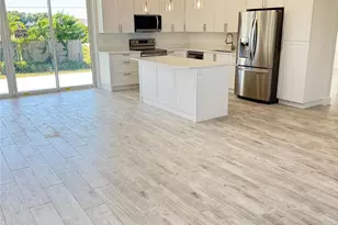 571 Mimosa Ave NW, Port Charlotte, FL 33952 - Photo 2