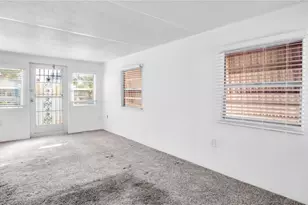 209 50th Avenue Plaza E, Bradenton, FL 34203 - Photo 14