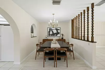 2105 W Barclay Road, Tampa, FL 33612 - Photo 16