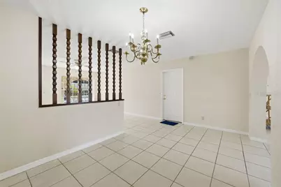 2105 W Barclay Road, Tampa, FL 33612 - Photo 12