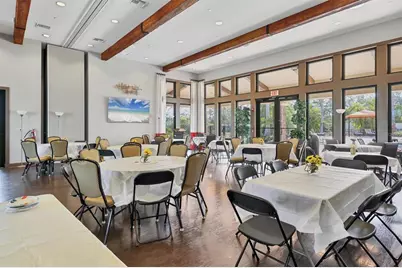 8275 Varenna Drive, Sarasota, FL 34231 - Photo 38