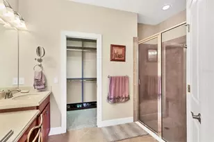 8275 Varenna Dr, Sarasota, FL 34231 - Photo 22