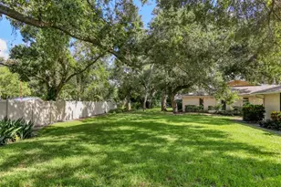 3541 Wilkinson Woods Dr, Sarasota, FL 34231 - Photo 18
