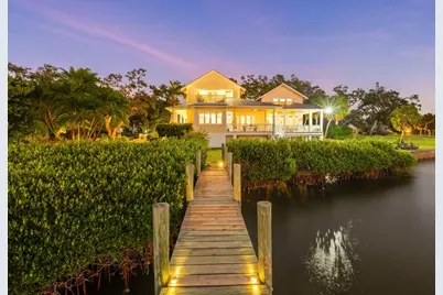 2211 6th Street W, Palmetto, FL 34221 - Photo 1