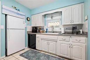 2425 Constitution Blvd, Sarasota, FL 34231 - Photo 30