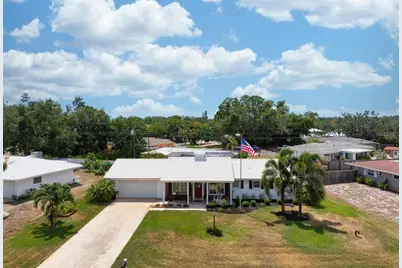 2425 Constitution Boulevard, Sarasota, FL 34231 - Photo 4