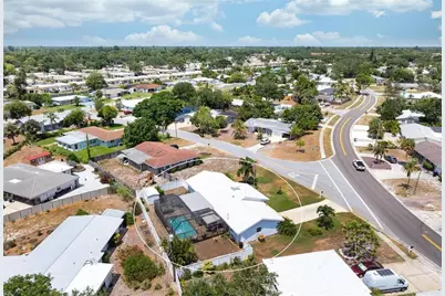 2425 Constitution Boulevard, Sarasota, FL 34231 - Photo 10