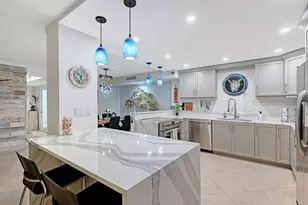1 Benjamin Franklin Dr, Sarasota, FL 34236 - Photo 22