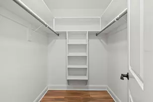 4428 Meadow Creek Cir, Sarasota, FL 34233 - Photo 18