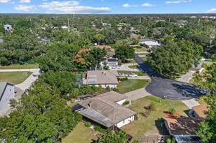 4428 Meadow Creek Cir, Sarasota, FL 34233 - Photo 38