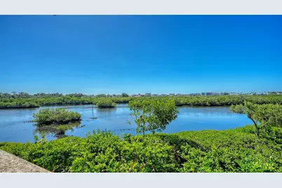 5440 Eagles Point Circle #104, Sarasota, FL 34231 - Photo 6