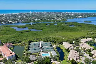 5440 Eagles Point Cir, Sarasota, FL 34231 - Photo 42