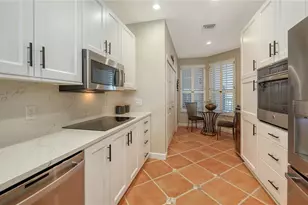 5440 Eagles Point Cir, Sarasota, FL 34231 - Photo 18