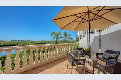 5440 Eagles Point Circle #104, Sarasota, FL 34231 - Photo 8