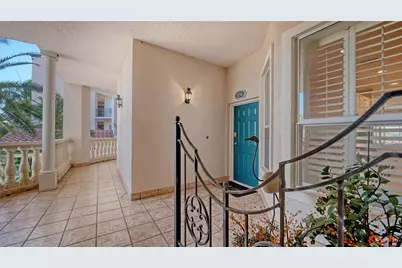 5440 Eagles Point Circle #104, Sarasota, FL 34231 - Photo 4