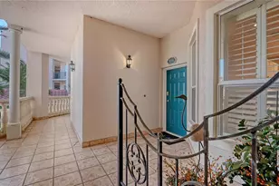 5440 Eagles Point Cir, Sarasota, FL 34231 - Photo 4