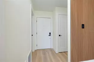 2221 Meadowlake Ct, Sarasota, FL 34235 - Photo 30