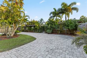4301 S Lockwood Ridge Rd, Sarasota, FL 34231 - Photo 2