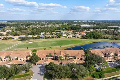 915 Fairwaycove Lane #204, Bradenton, FL 34212 - Photo 1