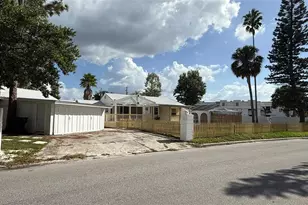 3620 E Tampa Cir, Tampa, FL 33629 - Photo 2