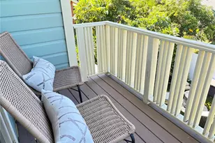 324 Julia Pl, Sarasota, FL 34236 - Photo 38