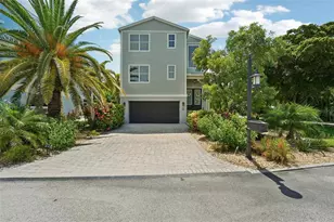 6330 Laguna Dr, Longboat Key, FL 34228 - Photo 4