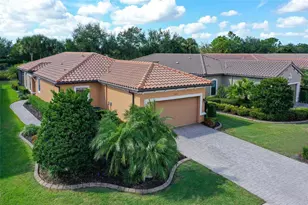5020 Savona Run, Lakewood Ranch, FL 34211 - Photo 2
