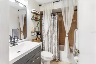 4767 Village Gardens Dr, Sarasota, FL 34234 - Photo 28