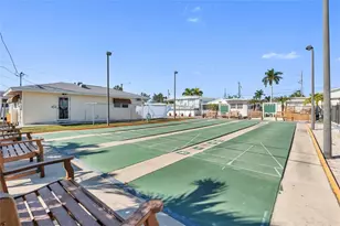 2601 Gulf Dr N, Bradenton Beach, FL 34217 - Photo 14