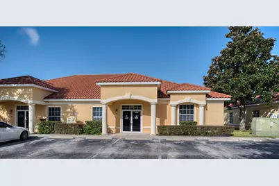 1040 E Brandon Boulevard, Brandon, FL 33511 - Photo 4