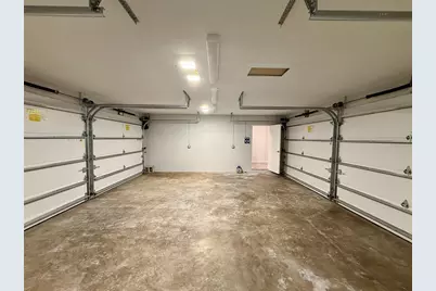 3231 E Forest Lake Drive, Sarasota, FL 34232 - Photo 32