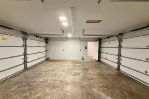 3231 E Forest Lake Dr, Sarasota, FL 34232 - Photo 32