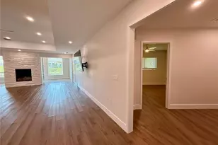 3231 E Forest Lake Dr, Sarasota, FL 34232 - Photo 34