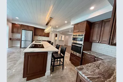 3231 E Forest Lake Drive, Sarasota, FL 34232 - Photo 20