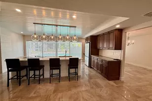 3231 E Forest Lake Dr, Sarasota, FL 34232 - Photo 10