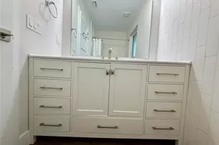 3231 E Forest Lake Dr, Sarasota, FL 34232 - Photo 28