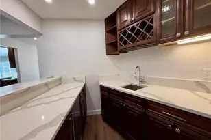 3231 E Forest Lake Dr, Sarasota, FL 34232 - Photo 22