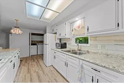 808 53rd Avenue E #108, Bradenton, FL 34203 - Photo 22