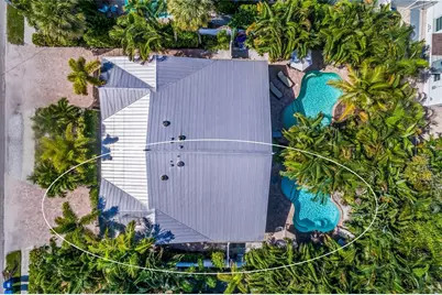 7203 Gulf Drive, Bradenton Beach, FL 34217 - Photo 4