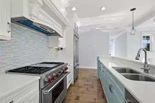 333 Firehouse Ct, Longboat Key, FL 34228 - Photo 8