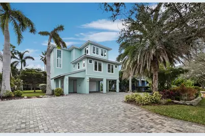 333 Firehouse Court, Longboat Key, FL 34228 - Photo 2