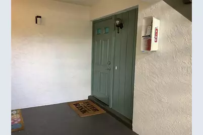 2481 Twin Drive #29, Sarasota, FL 34234 - Photo 10