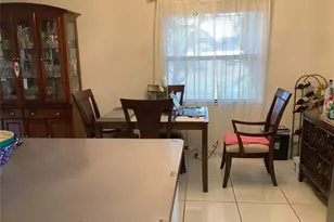 2481 Twin Dr, Sarasota, FL 34234 - Photo 32