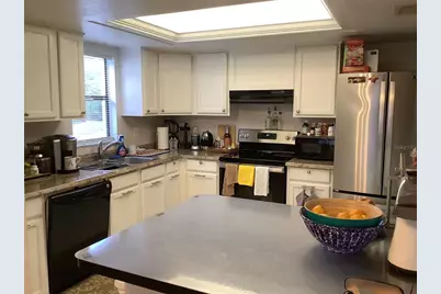 2481 Twin Drive #29, Sarasota, FL 34234 - Photo 30