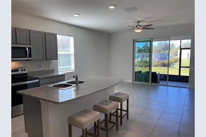 9011 Milestone Drive, Sarasota, FL 34238 - Photo 10