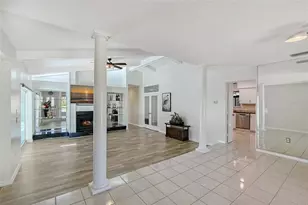 3704 Prairie Dunes Dr, Sarasota, FL 34238 - Photo 8